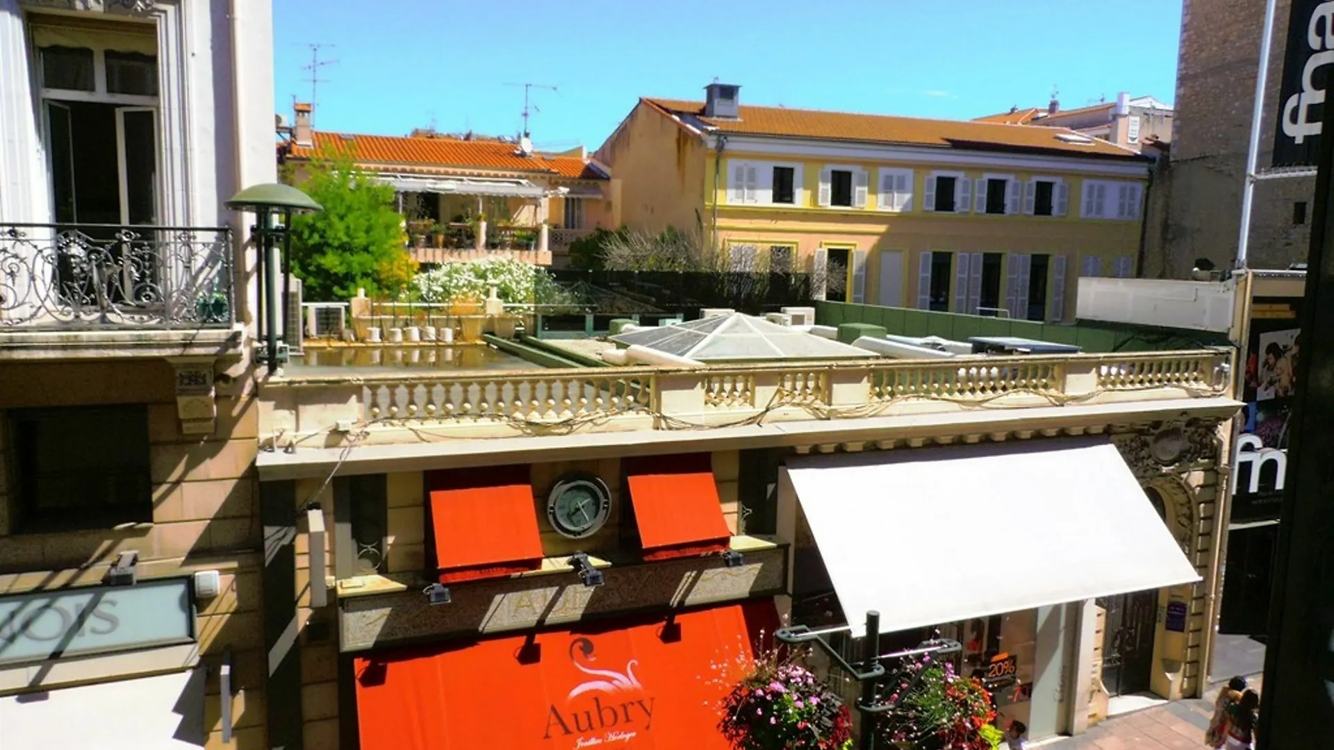 Arthur Properties Rue D'Antibes Cannes 0*,